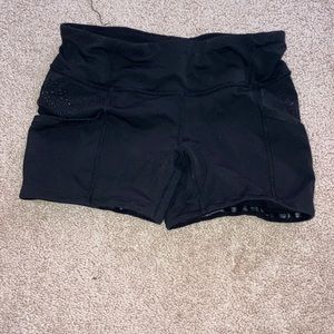 Black lululemon spandex